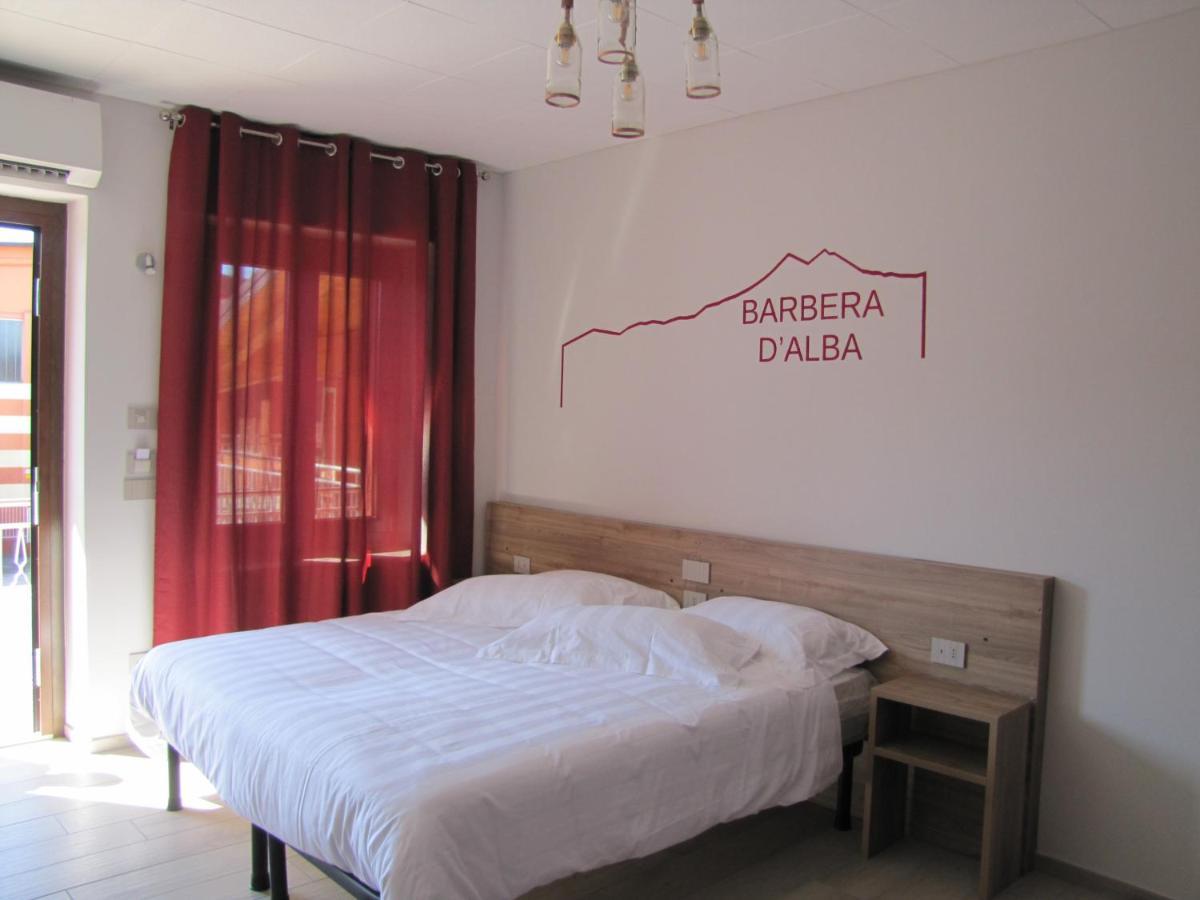 Vino E Turismo Hotel San Defedente di Cervasca ภายนอก รูปภาพ